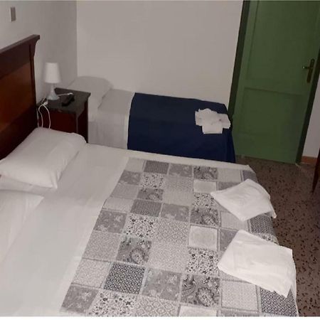 Hotel Stella Follonica Bagian luar foto