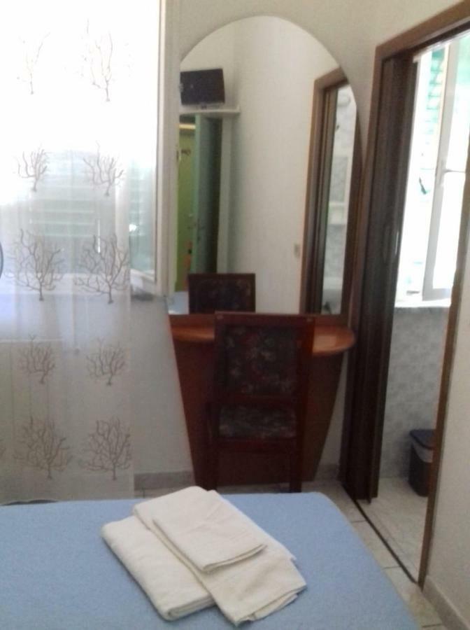 Hotel Stella Follonica Bagian luar foto